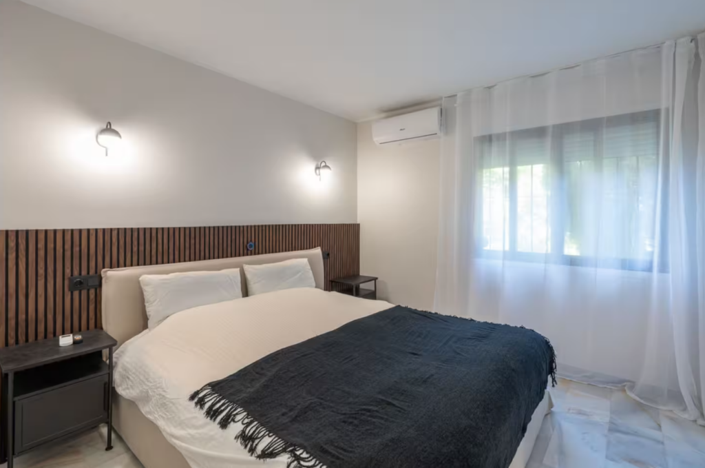 Calahonda: Private sauna and Jacuzzi