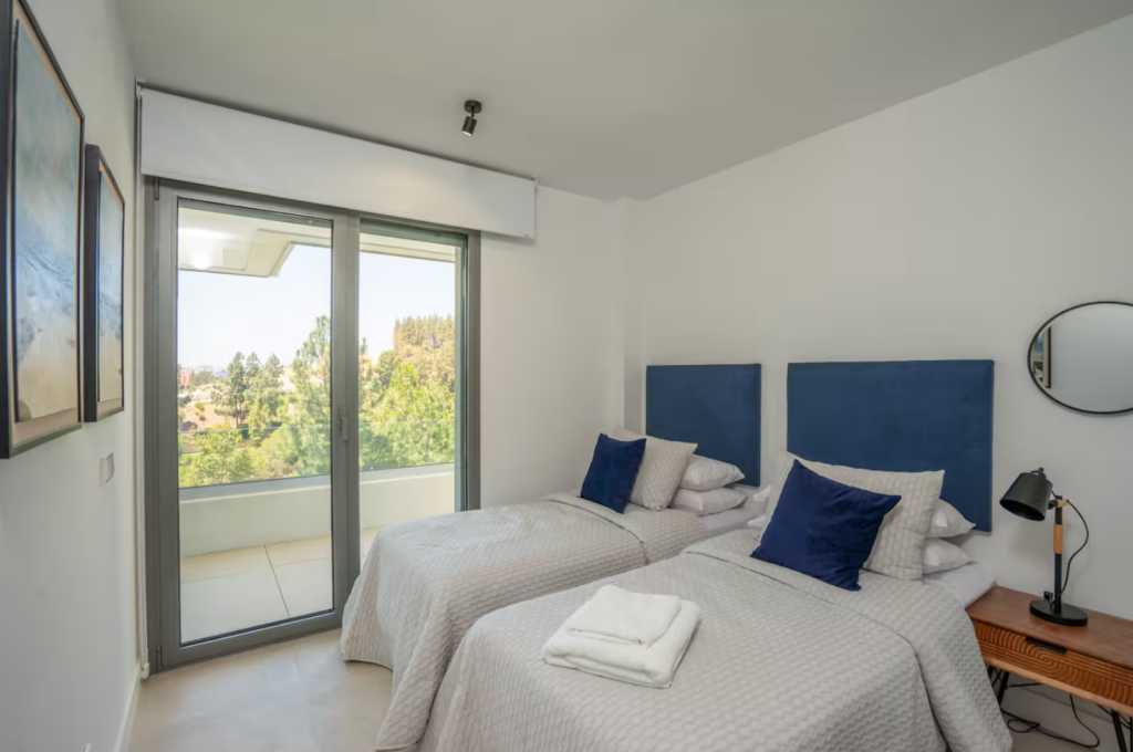 El Chaparral: Next to golf and La Cala