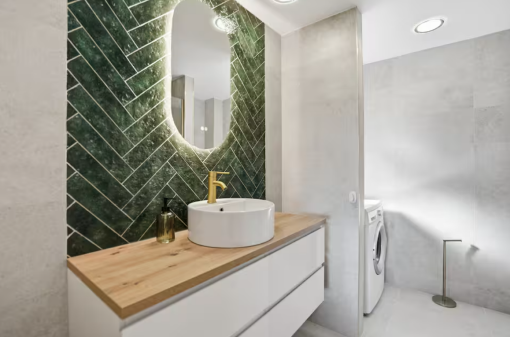 Miraflores – walk to the beach!